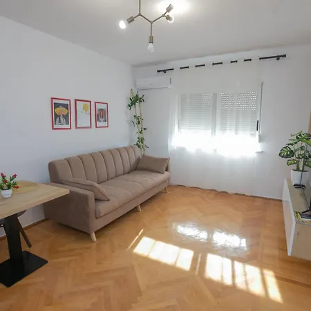 Apartment Selvia Next To City Center *