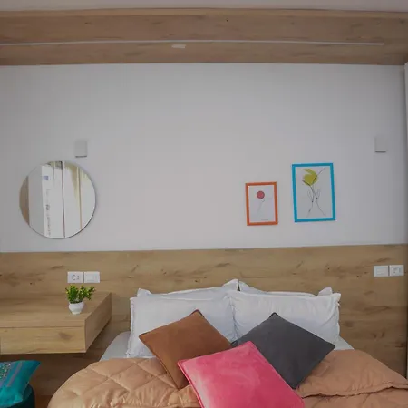 Selvia Next To City Center Apartment Tirana